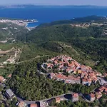 Apartman 1 Bedroom Lovely In