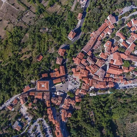 Daire 1 Bedroom Gorgeous In Rabac